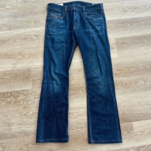 Diesel Men's Deep Indigo Bootcut Jeans size 32 - Picture 1 of 10